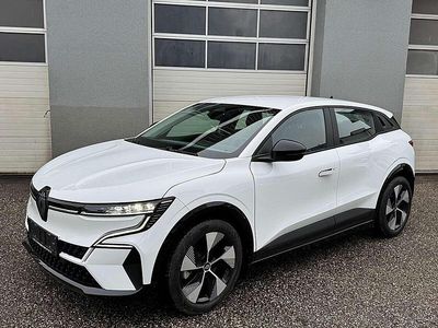 Gebraucht Renault Megane E-Tech Equilibre 160 kW (218 PS) 2022 Weiß Limousine