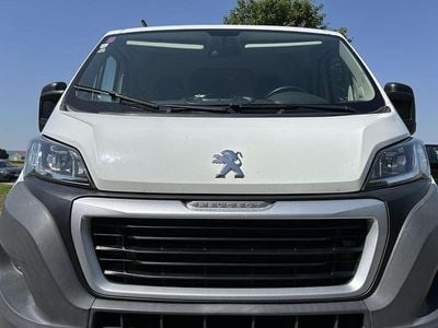 Weiß Gebraucht 2017 Peugeot Boxer Van | € 23.990 (Teuer)