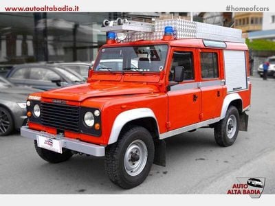 Rot Gebraucht 1987 Land Rover Defender SUV | € 42.900