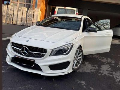 Weiß Gebraucht 2016 Mercedes CLA200 Shooting Brake Kombi | € 18.500 (Etwas zu teuer)