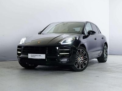 Schwarz metallic Gebraucht 2016 Porsche Macan Turbo SUV | € 56.900 (Etwas zu teuer)