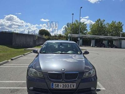 Gebraucht 2006 BMW 330 Limousine | € 9.000 (Guter Preis)