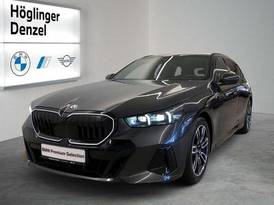 Sophistograu brillanteffekt Gebraucht 2025 BMW 520 M Sport Kombi | € 62.990 (Fairer Preis)
