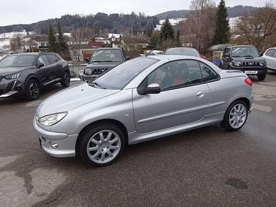 Gebraucht Peugeot 206 CC 109 PS (80 kW) 2002 Grau Cabrio