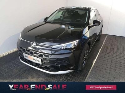 Schwarz metallic Neu 2025 VW T-Roc Life SUV | € 33.990 (Fairer Preis)