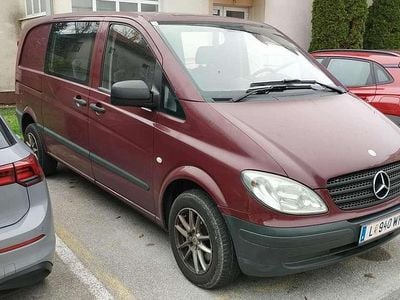 Gebraucht Mercedes Vito 116 PS (85 kW) 2010 Rot Van