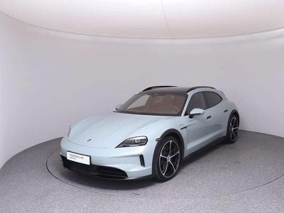 Grün Gebraucht 2025 Porsche Taycan Cross Turismo Kombi | € 129.900
