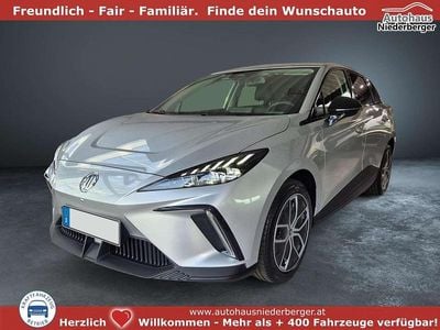 Grau Neu 2025 MG MG4 EV Luxury Kleinwagen | € 44.298