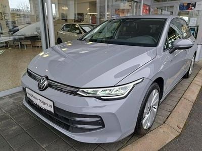 Neu VW Golf VIII 115 PS (84 kW) 2026 Mittelgrau  metallic Limousine