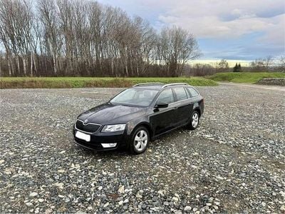 Schwarz Gebraucht 2016 Skoda Octavia Style Kombi | € 13.000 (Fairer Preis)