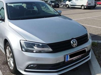 Grau Gebraucht 2016 VW Jetta Trendline Limousine | € 11.500 (Fairer Preis)