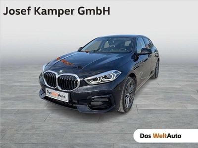Schwarz metallic Gebraucht 2024 BMW 120 Advantage Kleinwagen | € 31.990 (Fairer Preis)
