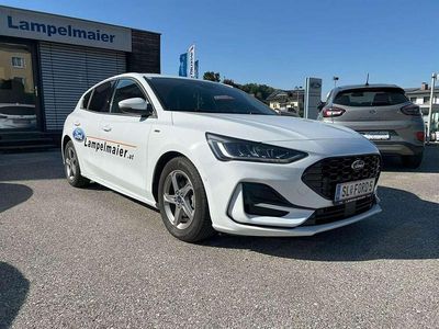 Weiß Gebraucht 2025 Ford Focus ST-Line Limousine | € 27.900
