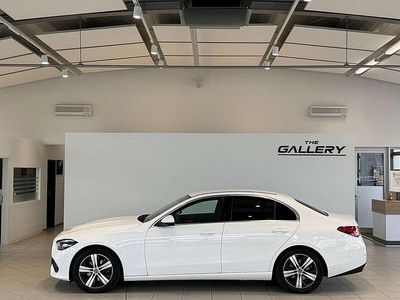 Gebraucht Mercedes C220 200 PS (147 kW) 2023 Weiß Limousine