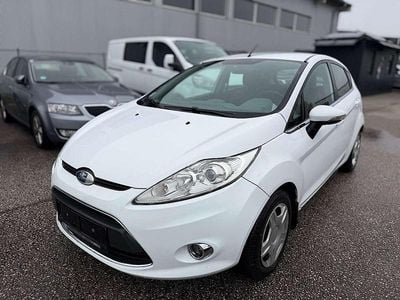 Weiß Gebraucht 2009 Ford Fiesta Limousine | € 1.999 (Fairer Preis)