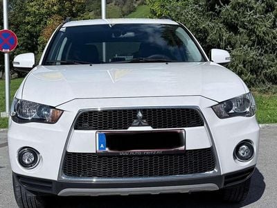 Gebraucht 2011 Mitsubishi Outlander Intense SUV | € 7.500 (Etwas zu teuer)