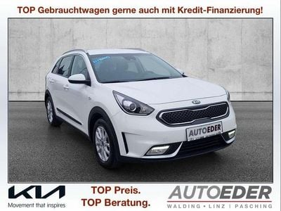 Weiß Gebraucht 2017 Kia Niro Silver SUV | € 12.990