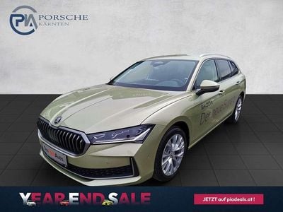Hellgelb metallic Gebraucht 2024 Skoda Superb Selection Kombi | € 47.900