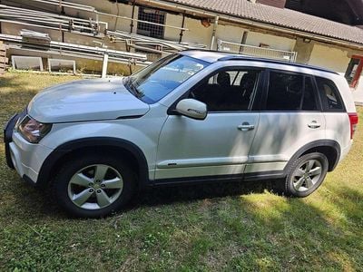 Weiß Gebraucht 2010 Suzuki Grand Vitara SUV | € 9.500 (Superpreis)