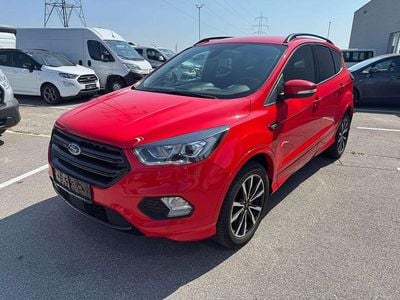 Rot Gebraucht 2019 Ford Kuga ST-Line SUV | € 16.290 (Fairer Preis)