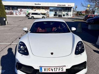 Weiß Gebraucht 2020 Porsche 718 Coupé | € 76.500