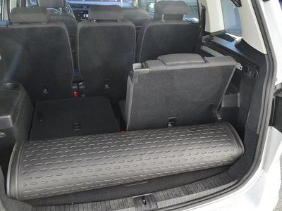 Silber metallic Gebraucht 2019 VW Touran Comfortline Van / Kleinbus | € 19.990 (Guter Preis)