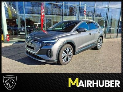 Grau Gebraucht 2021 Audi Q4 e-tron S-Line SUV | € 26.490 (Etwas zu teuer)