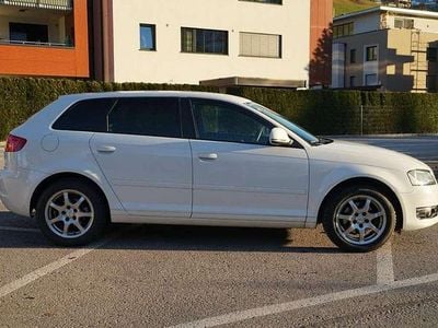 Gebraucht Audi A3 102 PS (75 kW) 2010 Weiß Kleinwagen