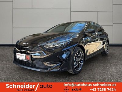 gebraucht Kia Ceed 1,0 T-GDI GPF Silber mit Style Paket P2