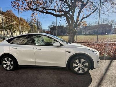 Weiß Gebraucht 2024 Tesla Model Y RWD SUV | € 34.500 (Superpreis)