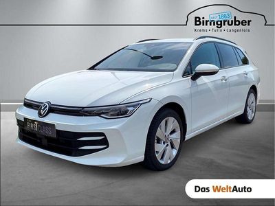 Weiß Gebraucht 2024 VW Golf VIII Life Kombi | € 25.470 (Fairer Preis)