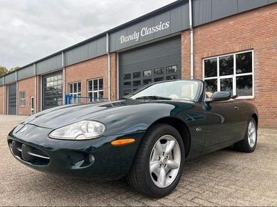 Gebraucht Jaguar XK 290 PS (213 kW) 1998 Dunkelgrün Cabrio
