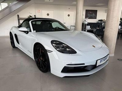Weiß Gebraucht 2024 Porsche 718 Sport Coupé | € 128.990