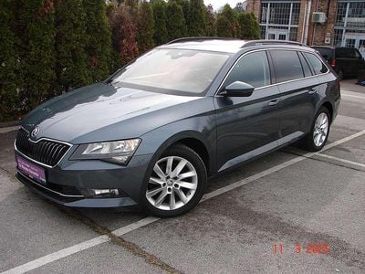 Grau Gebraucht 2017 Skoda Superb Ambition Kombi | € 19.990 (Fairer Preis)