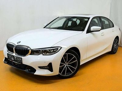 Weiß Gebraucht 2019 BMW 318 Limousine | € 27.890 (Teuer)