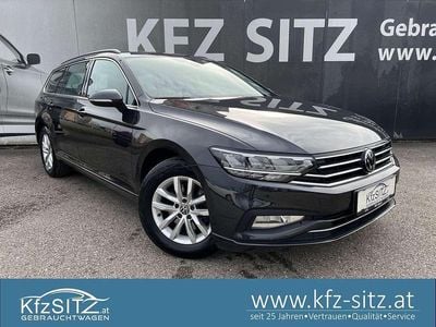 Grau Gebraucht 2022 VW Passat Business Kombi | € 22.890 (Guter Preis)