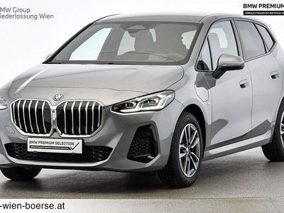 Gebraucht BMW 225 Active Tourer Efficient Dynamics 245 PS (180 kW) 2024 Skyscraper grau Van / Kleinbus