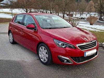 Gebraucht Peugeot 308 Allure 92 PS (67 kW) 2014 Rot Limousine