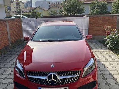 Gebraucht Mercedes A180 109 PS (80 kW) 2017 Rot Kleinwagen