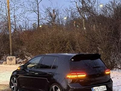 Gebraucht VW Golf VII GTI 245 PS (180 kW) 2019 Schwarz Limousine