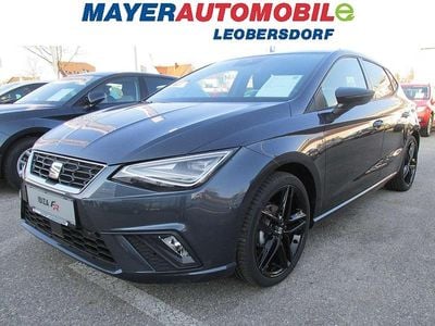 Grau Gebraucht 2024 Seat Ibiza FR Limousine | € 20.990 (Teuer)