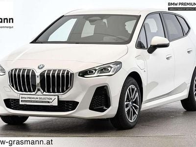 Weiß Gebraucht 2024 BMW 225 Efficient Dynamics Kombi | € 42.380 (Guter Preis)