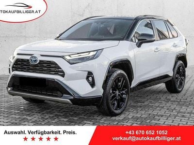 Weiß Gebraucht 2023 Toyota RAV4 Hybrid Style SUV | € 43.040 (Teuer)