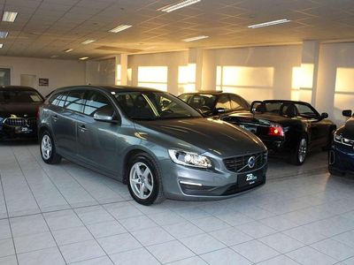 Gebraucht 2018 Volvo V60 Kinetic Kombi | € 11.890 (Fairer Preis)