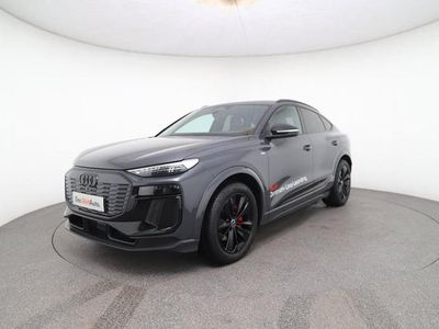 Neu Audi Q6 Sportback e-tron Performance 225 kW (306 PS) 2026 Hellgrau  metallic SUV