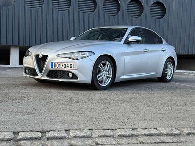 gebraucht Alfa Romeo Giulia Giulia 2,2 150 AT RWD