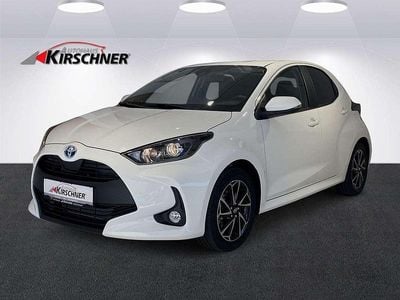 Weiß Neu 2025 Toyota Yaris Hybrid Active Limousine | € 22.990 (Guter Preis)
