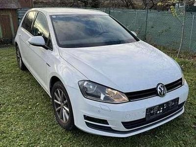 Gebraucht VW Golf VII LOUNGE 86 PS (63 kW) 2015 Limousine