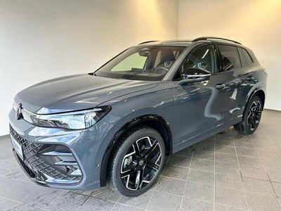 Grau sonderlackierung Gebraucht 2024 VW Tiguan R-line SUV | € 54.865