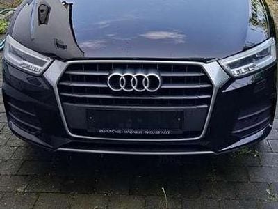 Gebraucht Audi Q3 120 PS (88 kW) 2016 Schwarz SUV